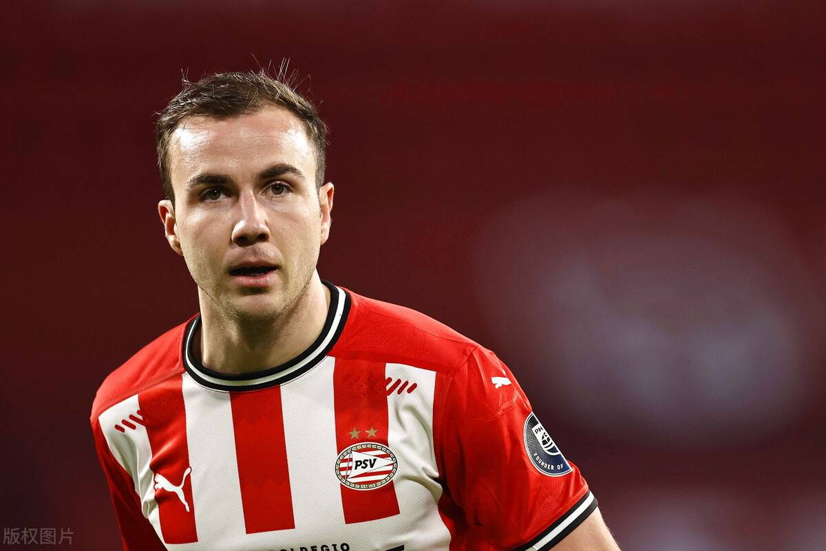 埃因霍温内部会议纪要流出：转会期调整名单，国王杯使命明确，赛程密集仍需轮换的简单介绍