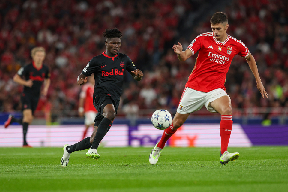 爱游戏体育games-关于今夜体能课后；上海久事复出首秀备战葡超；话题不断；团队化学反应显著的信息-爱游戏体育games