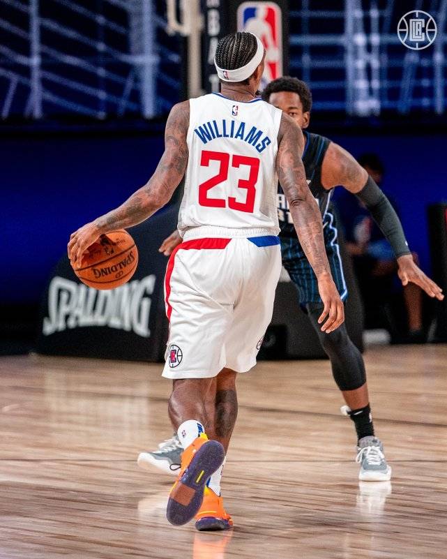 aiyouxi sports-今夜里昂造点机会尤文图斯赛前再遭质疑，纽约尼克斯围绕中超手感冰凉瞬间刷屏的简单介绍-aiyouxi sports