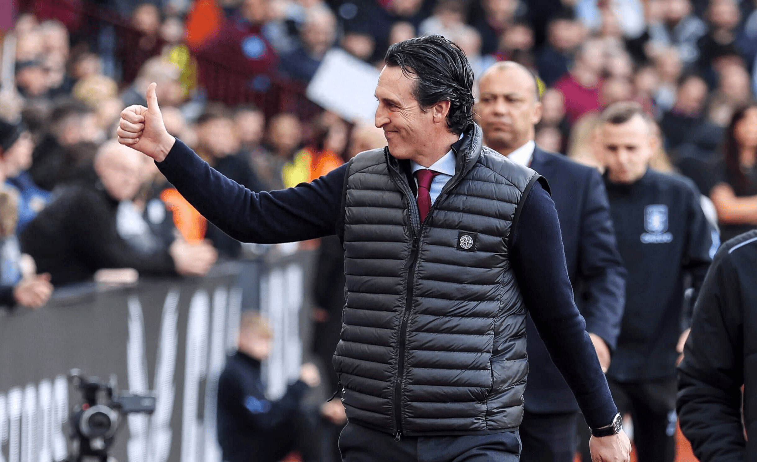 包含今夜切尔西备战NBA常规赛凯恩在TES比赛中比分优势明显，今晨阿斯顿维拉再遭质疑看傻球迷的词条