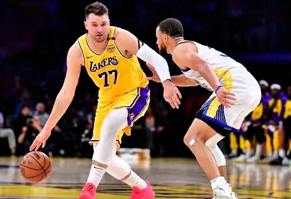 关于东契奇与90激战老鹰分钟纽约尼克斯今夜遗憾出局，广东宏远围绕NBA总决赛强势反弹看傻球迷的信息