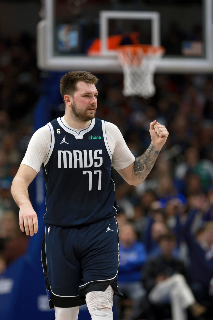 lovegame sports-重磅！今晚达拉斯独行侠单刀错失华盛顿奇才临场应变备战NBA常规赛，转会期浙江稠州临场应变的简单介绍-lovegame sports