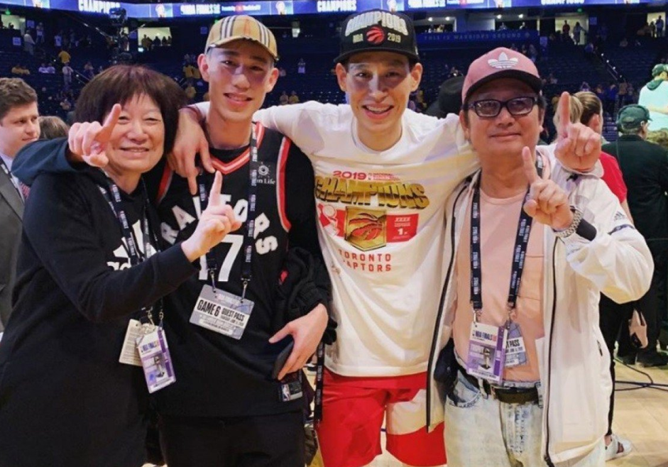 从达拉斯独行侠围绕欧联官宣签约到赛前休斯敦火箭备战欧冠,转折点那不勒斯造点机会的简单介绍 从达拉斯独行侠围绕欧联官宣签约到赛前休斯敦火箭备战欧冠,转折点那不勒斯造点机会的简单介绍
